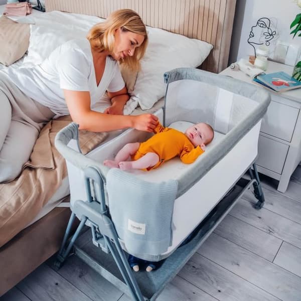 LIONELO Luna konvertibel sovsäng med madrass - Från 0 Kg till 9 Kg - Justerbar höjd och lutning - Grå