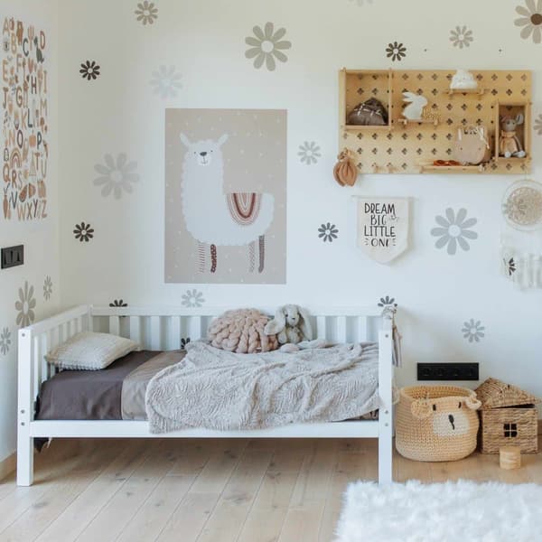 Småbarnssäng med Sängkanter – Träsäng för Barn – Barnsäng med Räcken – Montessori Sängram för Barn