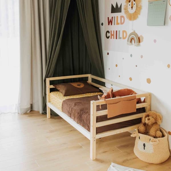 Lasten Sänky - Lastensänky Puusta - Turvakaiteellinen Sänky - Matala Lastensänky - Yhteisnukkumissänky - Montessori Huonekalut - Pojan Sänky
