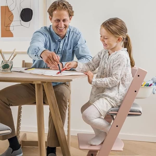 STOKKE Tripp Trapp - Justerbar barnstol - Justerbar från födsel till vuxen ålder - Bekväm och ergonomisk - Grå