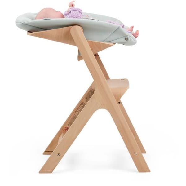 MAXI COSI Newborn Kit Nesta Wooden Barnstol, från födsel till 9 kg, Beyond Sky Grey