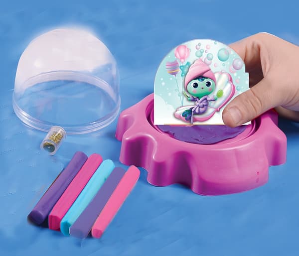 Gabby's Dollhouse Glitter Domes