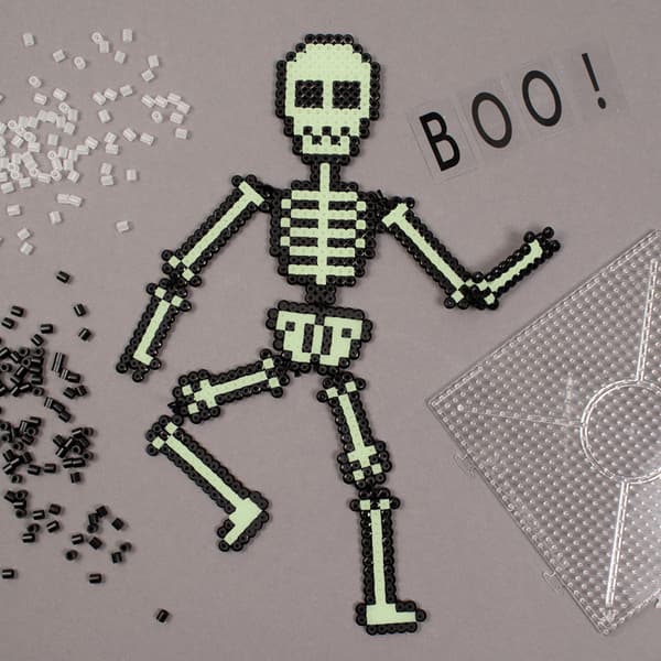 Pärlor till pärlplattor självlysande 1000-pack Playbox