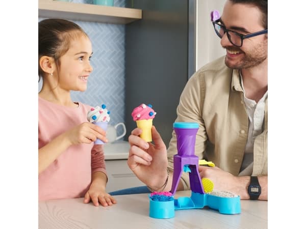 Spin Master KINETIC SAND Set “Iskrembar“