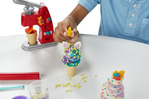 Play-Doh Magical Frozen Treats Lekset