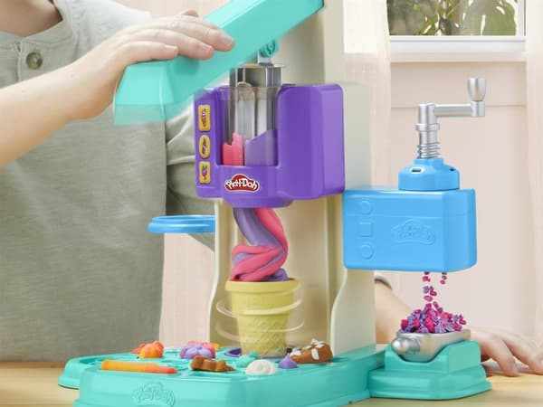 Play-Doh Rainbow Swirl Glassmaskin Lekset