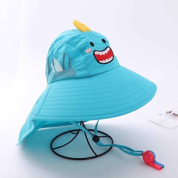 Barnsolhatt med UV-skydd & visselpipa – 3–10 år
