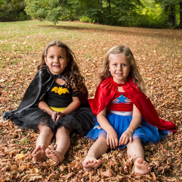 Kostymekjole Batgirl Med Kappe 110-116 cm Den Goda Fen