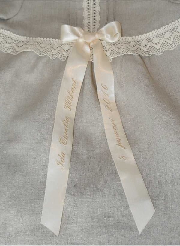 Special occasions linen with long sleeves and bow
