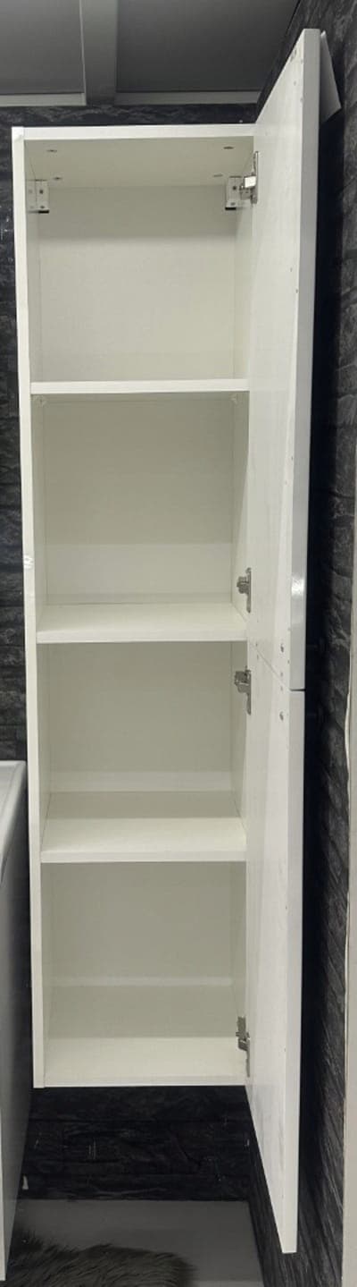 Rietti 140x35 cm hvid blank badeværelsessøjle, rillet, lameller, hængende