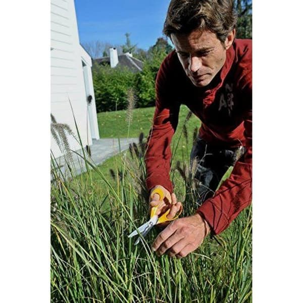 FISKARS Trädgårdssax med tandade blad S92 18cm