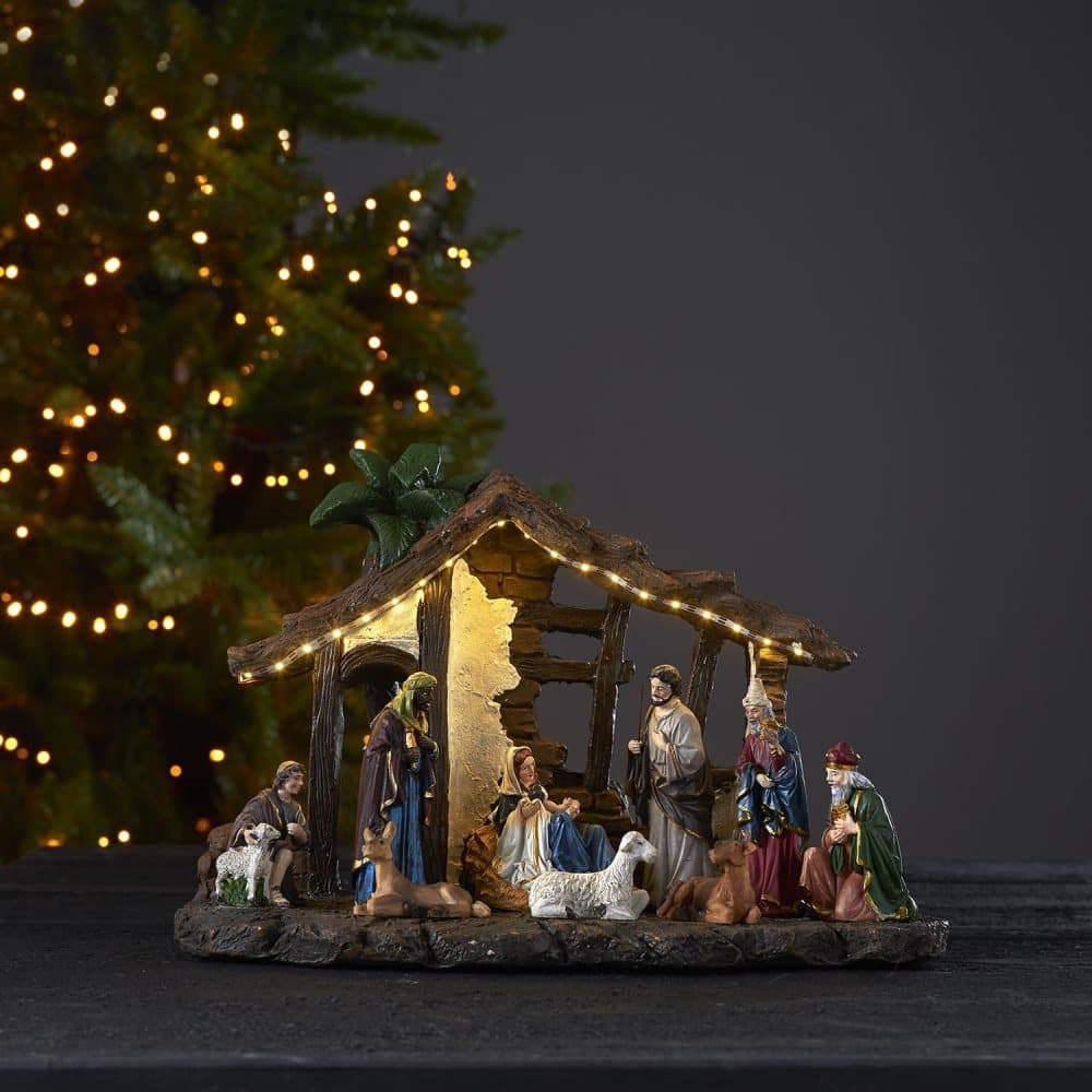 Julkrubba julby med belysning