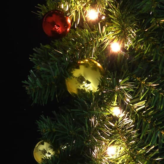 Julkrans Dekorerad Med Julkulor Och Led-Lampor 5 M