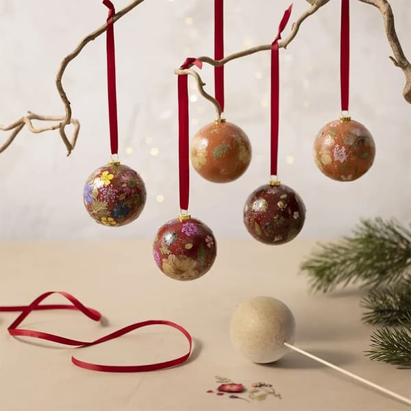DIY Kit - Julkulor Decoupage - 5 st Julkulor av Trä