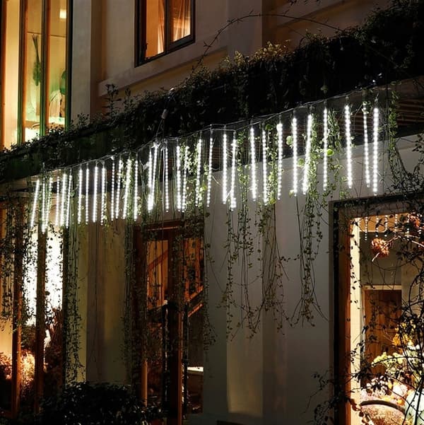 METEORS ICICLES putoavaa lunta IP44 LED ulko joulukuusen valot GARLAND