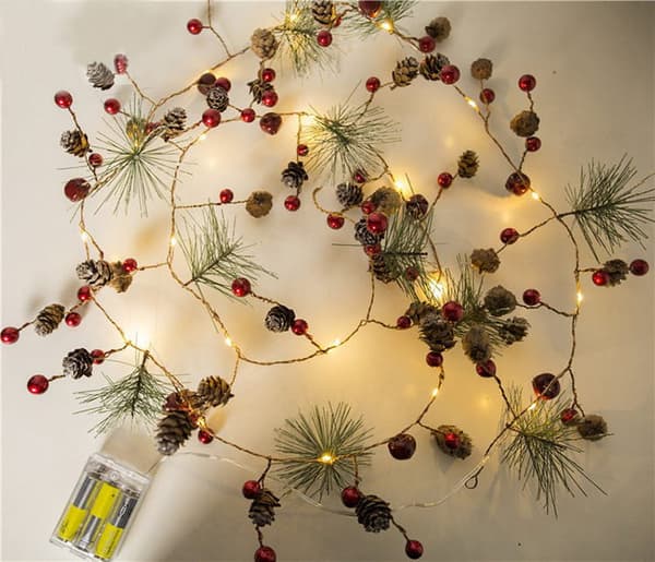 Julkrans - LED julbelysning, 20 lampor 2m kottar