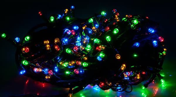 RGB-joulukuusen valot moniväriset (100 LEDiä, 5,5 m)