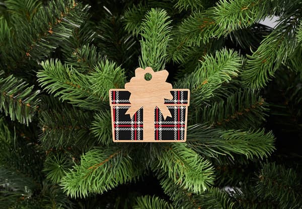 JULGRANSDEKORATIONER I TRÄ D47 present