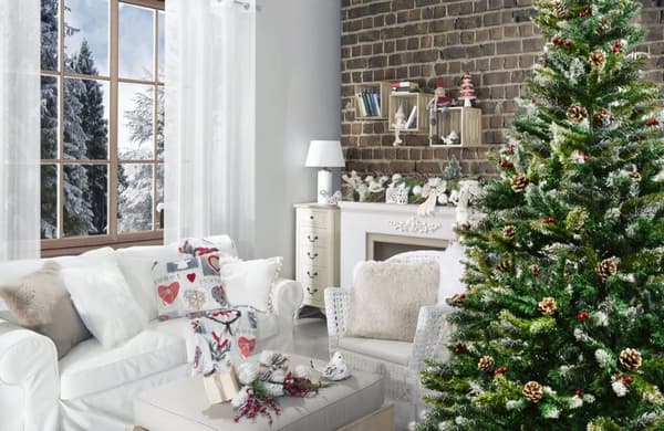 Kunstig juletræsgran 200 cm – Modulær – Inklusiv dekoration