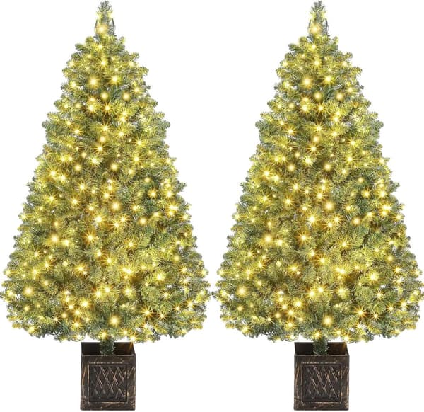 Kunstig Juletræ, Forbelyst med 300 LED-lys, 145 cm Højde,2 Stk