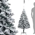 Miniatyrbild 1 av 2: Julgran, 180 cm 450 snöiga grenar, 150 cm 230 snöiga grenar,150cm 230 snöiga grenar