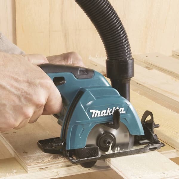 Makita Cirkelsåg batteridriven 85 mm exkl. batteri/laddare 12 V