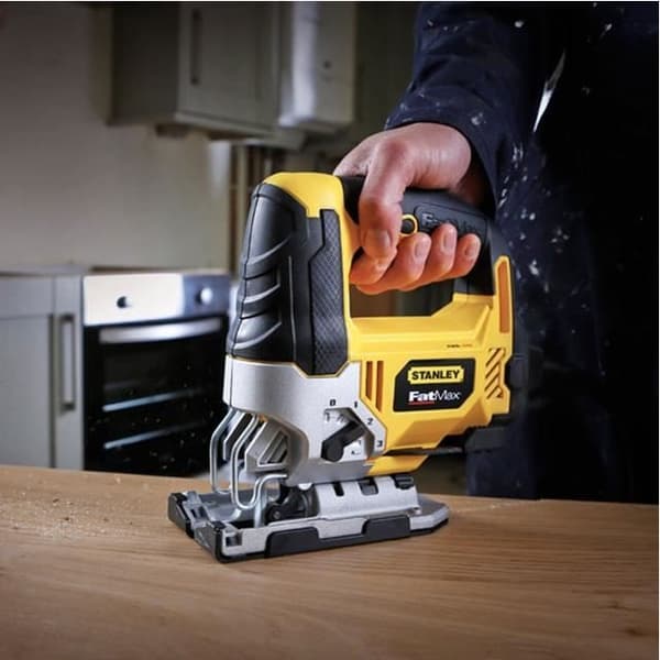Stanley - Pendelsticksåg 710W med 10 sågblad - FME340KA