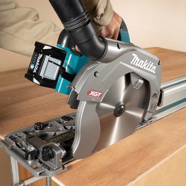 Cirkelsåg 235 mm 40V max MAKITA utan batteri - HS009GZ