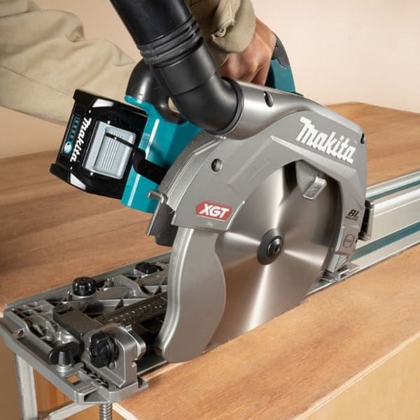 Cirkelsåg 235 mm 40V max MAKITA utan batteri - HS009GZ
