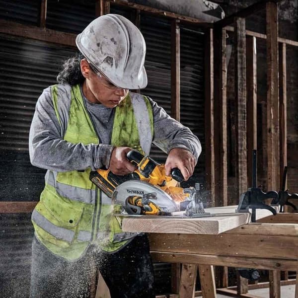 Cirkelsåg 18V/54V XR FlexVolt ADVANTAGE Ø190 mm - DEWALT - utan batteri eller laddare - TSTAK - DCS573NT-XJ
