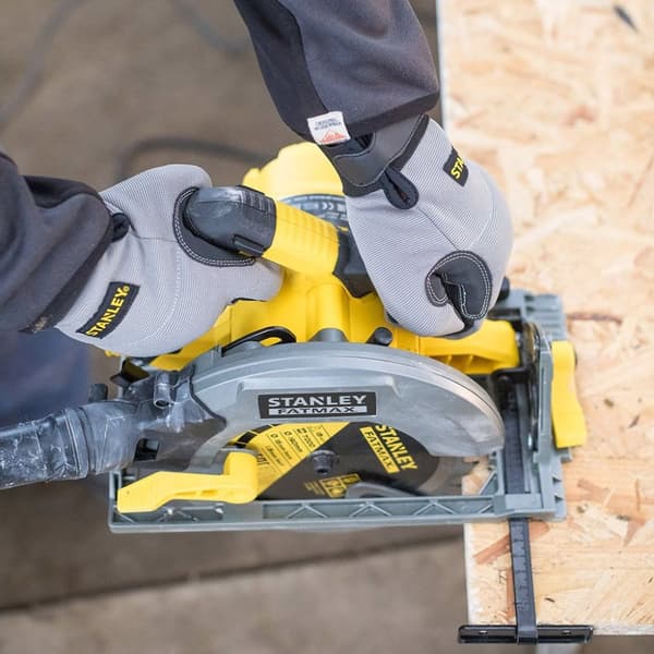 Stanley FME301 1650W handhållen cirkelsåg