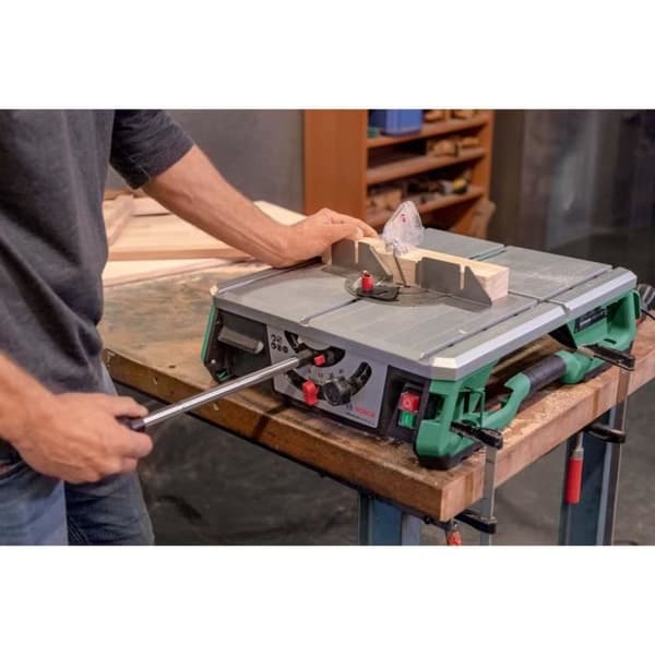 BOSCH Bordssåg - AdvancedTableCut 52 Nanoblade - Elektrisk - Trä - 550 W - 8200 rpm
