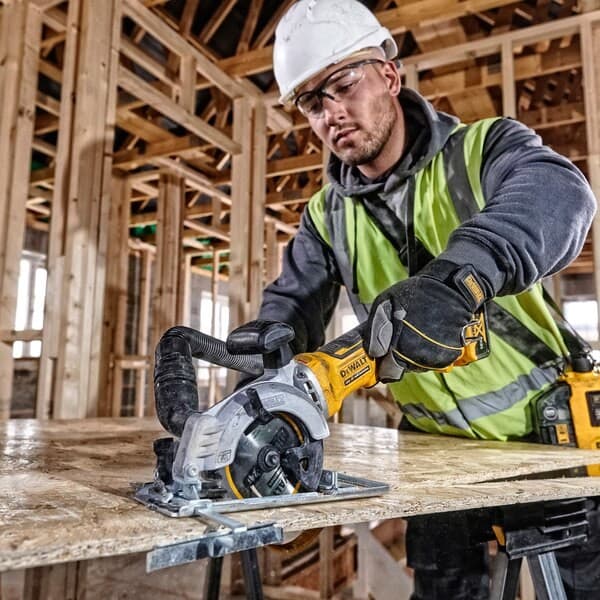 DEWALT DCS571NT-XJ kannettava pyörösaha 115 mm 18V T-STAK musta, keltainen