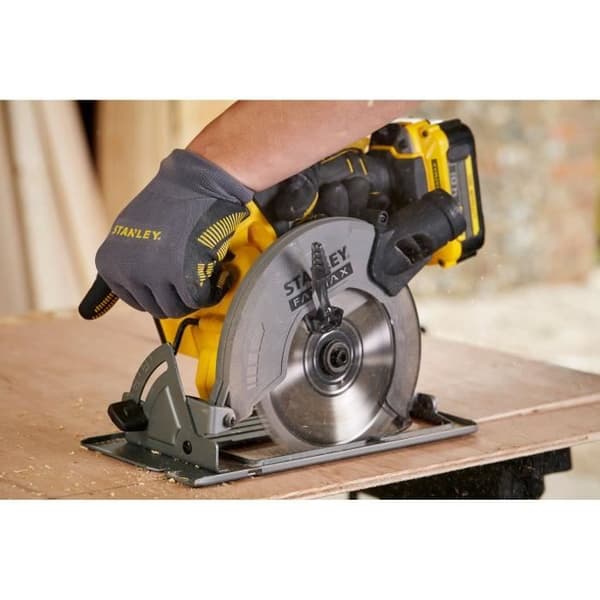 165 mm cirkelsåg - 18V - 16 mm borrning, 4000 rpm - V20-serien - STANLEY FATMAX, SFMCS500M1S-QW