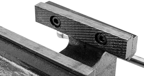 Vridbart låssmedsskruvstycke 125 mm