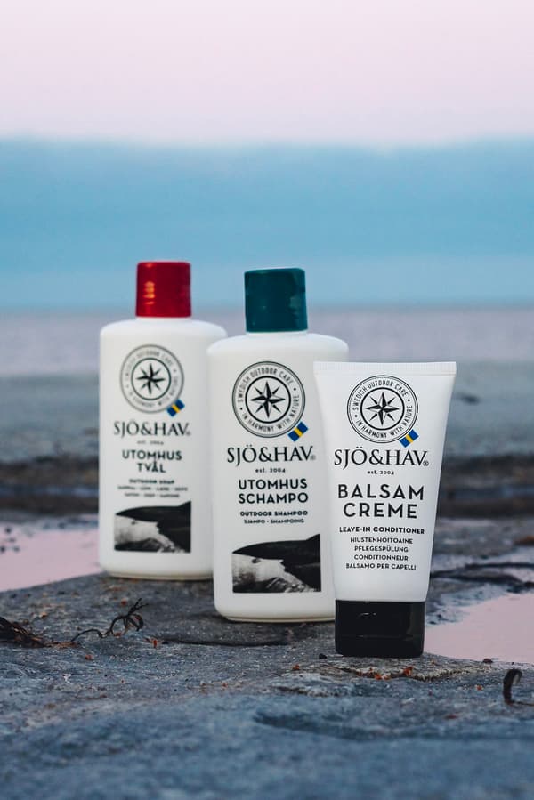 Sommarkit Sjö &amp; Hav Nr. 3 (utomhustvål, utomhusschampo &amp; balsam creme)