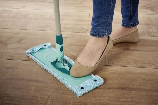 Leifheit Combi Clean lattiamoppi xl - täydellinen järjestelmä - mikro duo - 42 cm pyyhintäleveys