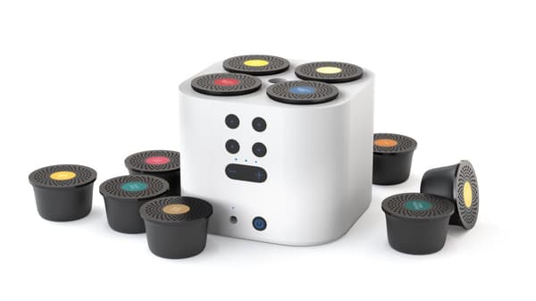 Moodo Smart aromihajotin valkoinen sis. Kapselisarjan (pistokkeella) - ainutlaatuinen älykäs aromihajotin, jolla voit mukauttaa tuoksuja makuun, miel