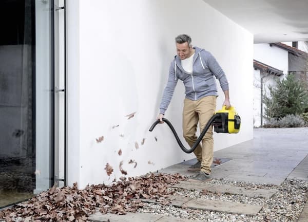 Kärcher WD 1 Compact Akkuimuri - 18 V - Ainutlaatuinen akku ja laturi - Puhallustoiminto - 7 litraa
