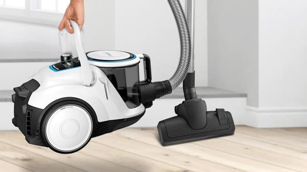 Bosch pölynimuri pussiton sarja 6 BGC41LSIL, lattiapölynimuri, ihanteellinen allergikoille, hygieniasuodatin, valkoinen & parketille ja koville lattio