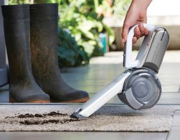 MUSTA+DECKER PV1820L-QW - Dustbuster