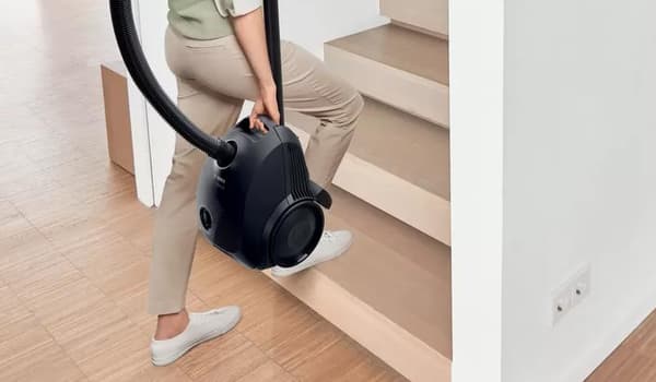 Bosch Series 2 BGBS2LB1 kelkkapölynimuri pussilla, musta