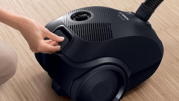 Bosch Series 2 BGBS2LB1 kelkkapölynimuri pussilla, musta