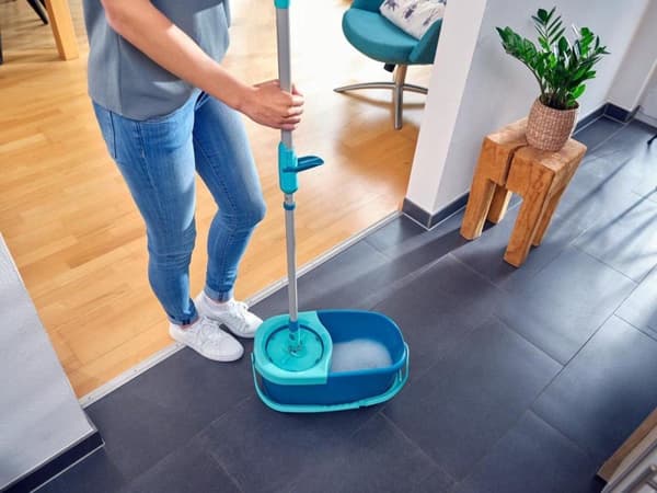 Leifheit - Clean Twist Disc Mop Ergo - Moppset komplett