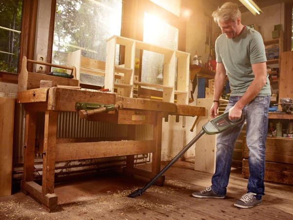 Bosch EasyVac 12 Handdammsugare - Separat kropp (levereras utan 12 V batteri och laddare)