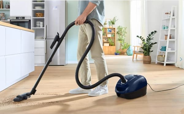 Bosch Series 4 BGD38BU2 dammsugare 4 l trumdammsugare torr 600 W dammpåse (BGD38BU2)