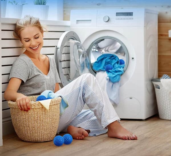 PESUPALLOT HIUSTENPESUKONEILLE HUHTELUAINEET 4 KPL NUKKAUTUMATTOMAT PALLOT