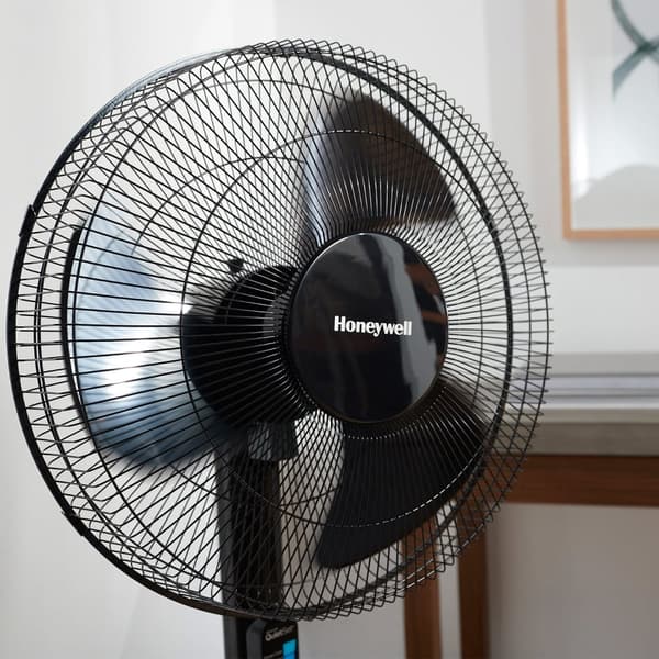 Honeywell Golvfläkt Quiet Oscilating HSF600BE4