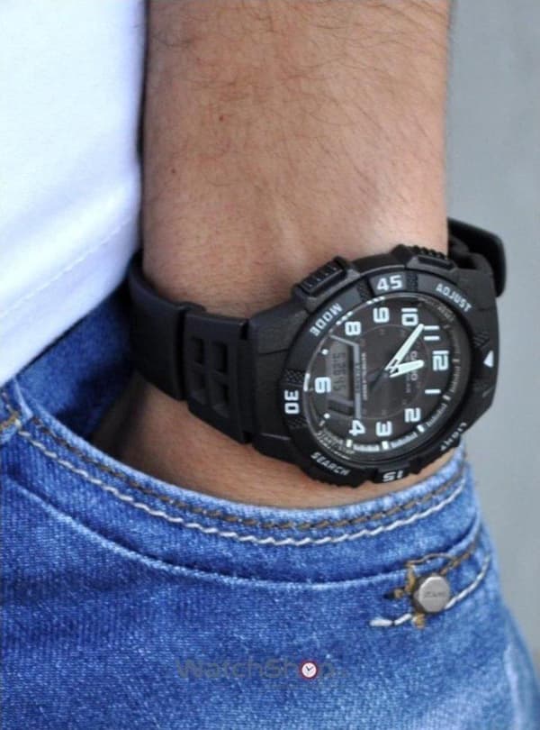 Casio AQ-S800W-1BVEF - Klocka - 42 mm - Silikon - Svart