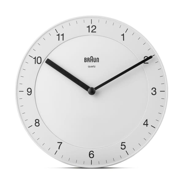 Braun BC 06 W kvarts väggklocka analog vit